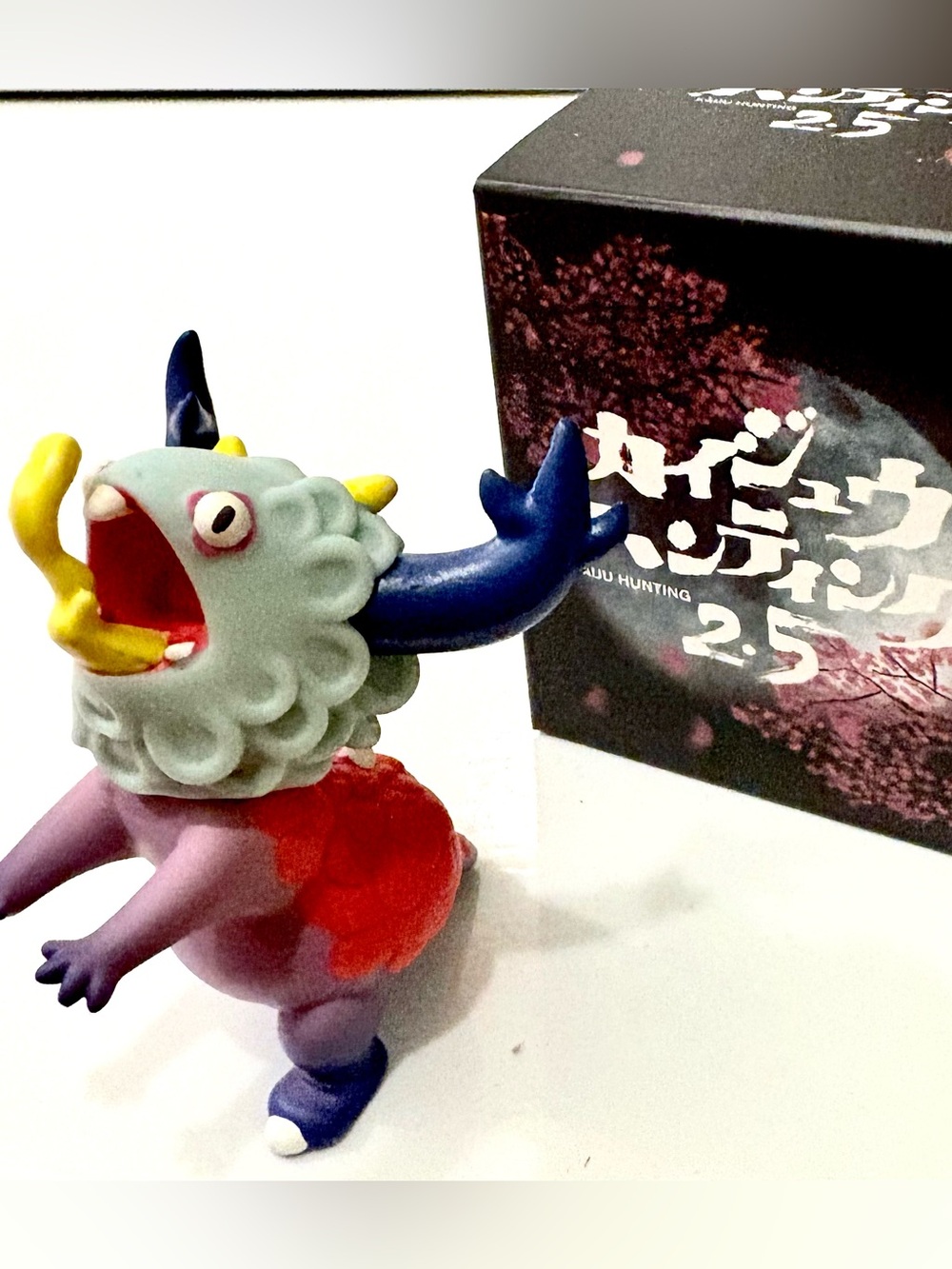 POP MART x Kaiju Hunting 2.5 Apuwa by FeeBee